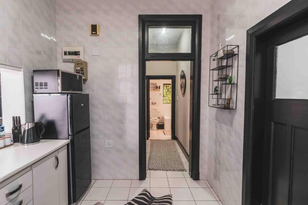 Cozy One-Bedroom In The Heart Of Sea Point ケープタウン エクステリア 写真