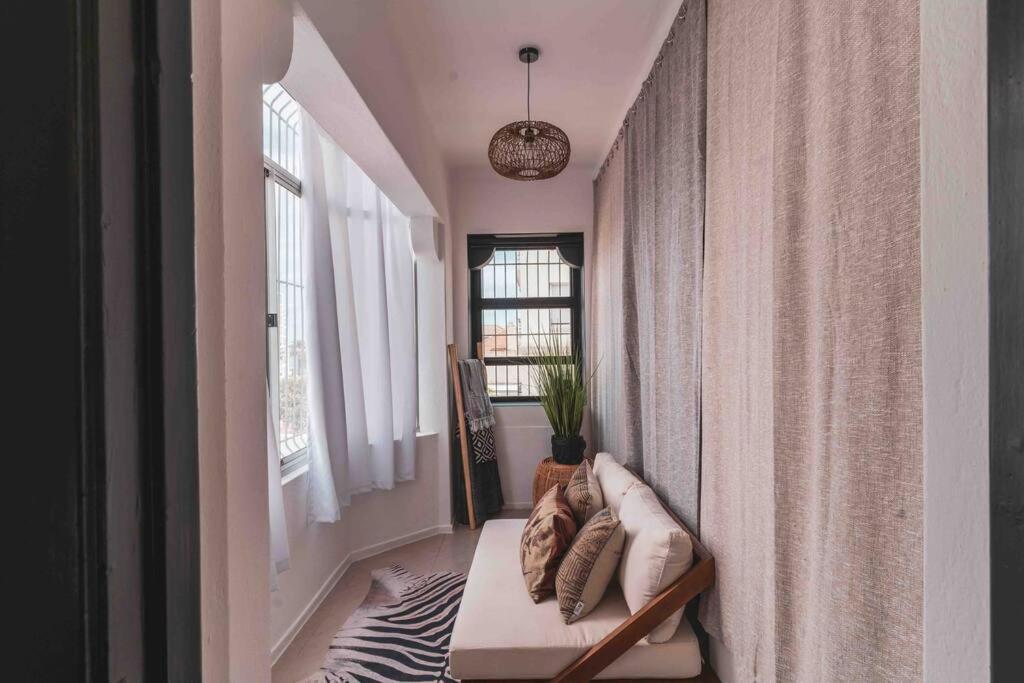 Cozy One-Bedroom In The Heart Of Sea Point ケープタウン エクステリア 写真